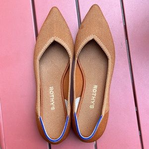 Rothy’s The Point in Camel size 9
